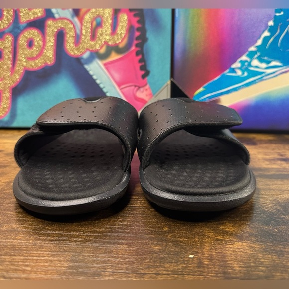 Under Armour Women's Ignite 7 Slides Sandal Flip Flop size 8 black - Picture 5 of 11